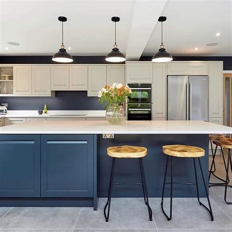 navy blue kitchen design ideas.